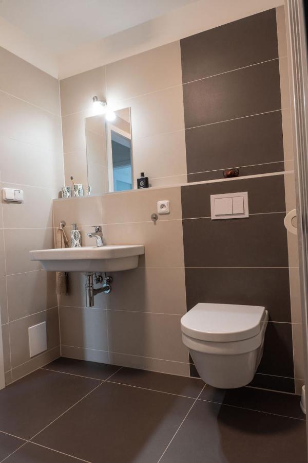 Nove Sady Olomouc Apartment Bagian luar foto